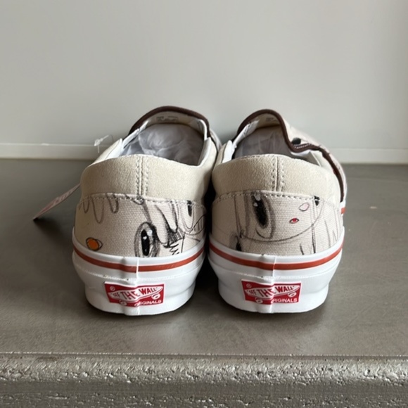Vans x Javier Calleja OG Classic Slip-On Potting Soil Turtledove Sneakers - Picture 4 of 11
